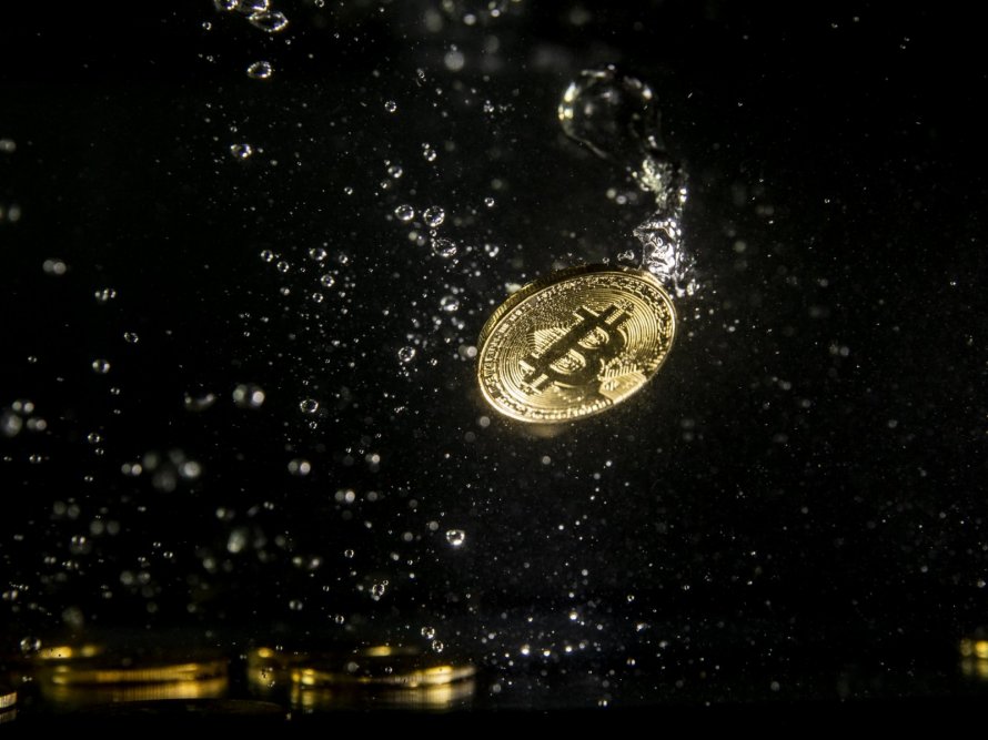 The most extreme predictions for Bitcoin’s price