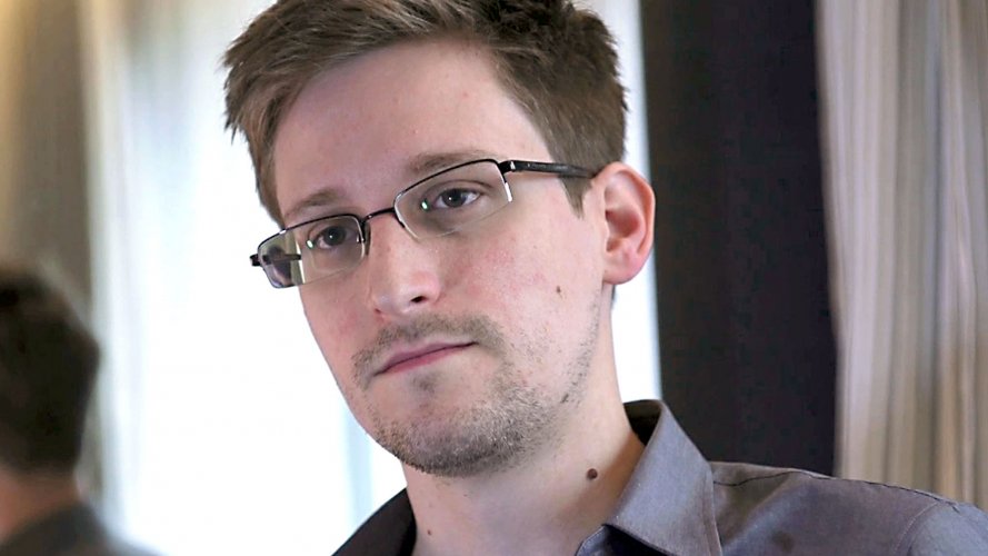 Edward Snowden: Bitcoin’s Price will Go 10x Despite Bans and Struggles 